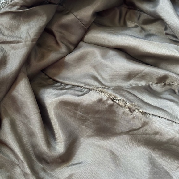 Members Only Vintage Olive Green Leather Jacket - Picture 16 of 16